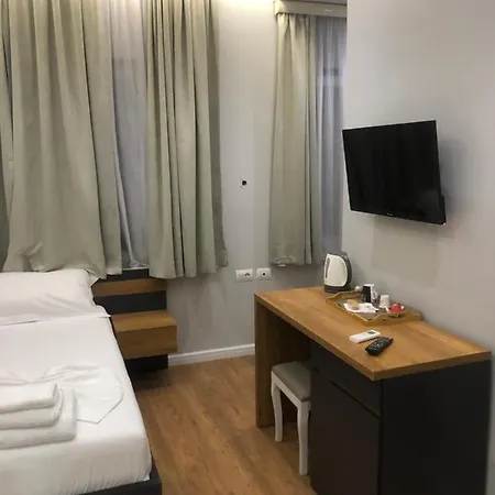 Aparthotel Andys *
